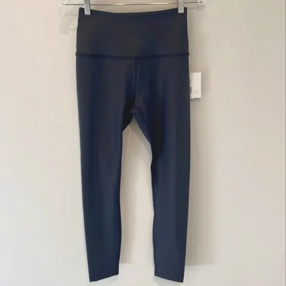 Beyond Yoga navy pearlized leggings - Picture 1 of 2